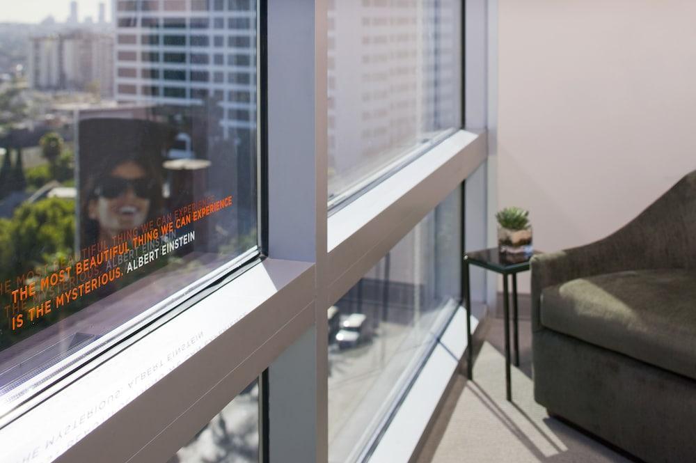 Andaz West Hollywood, By Hyatt Los Angeles